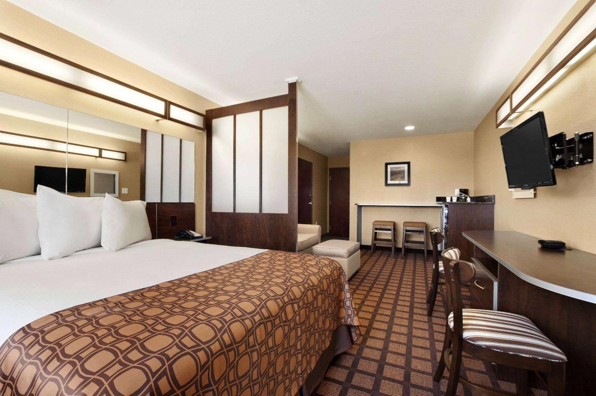 Garner By Ihg Gonzales