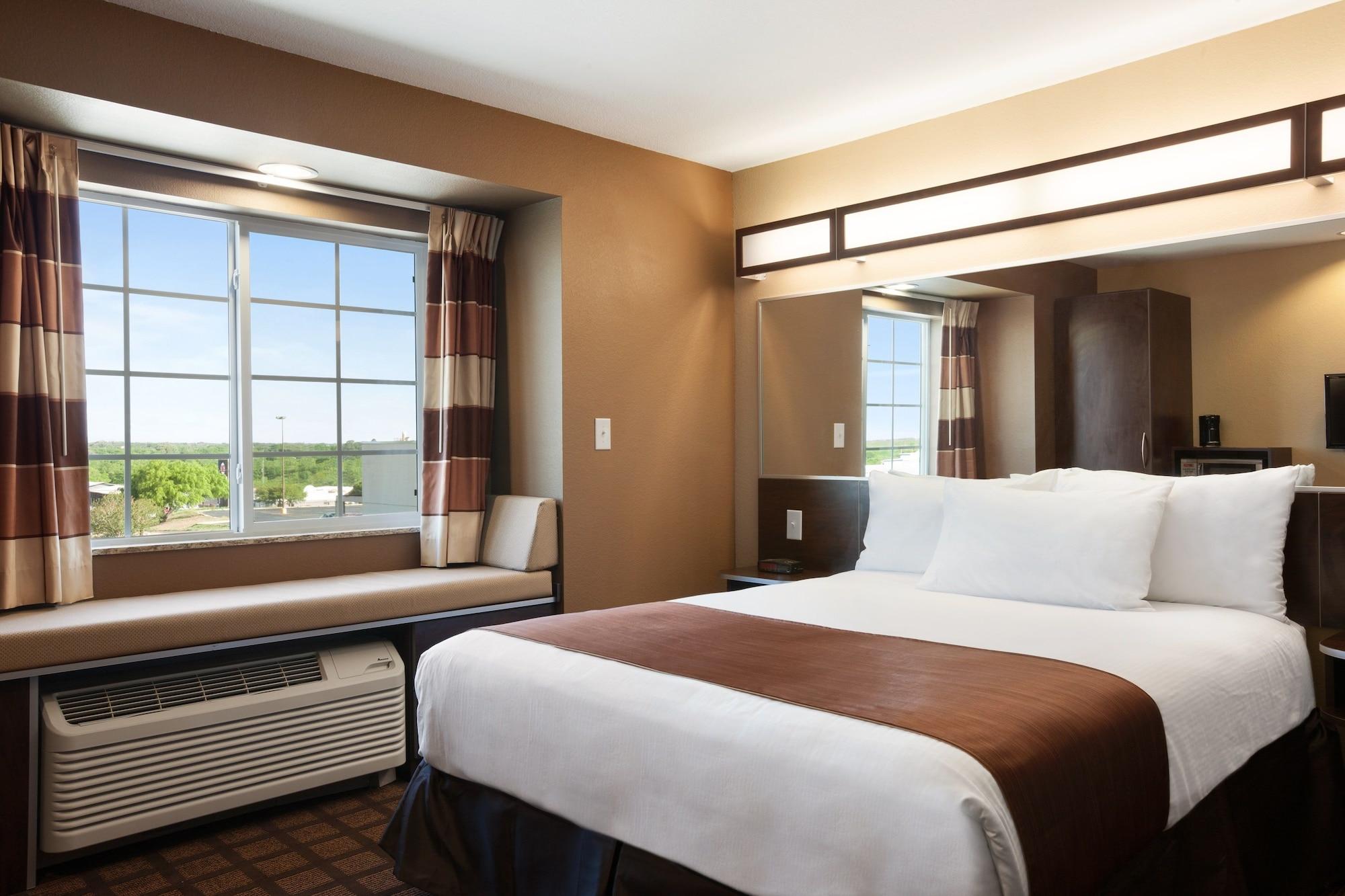 Garner By Ihg 3* Gonzales